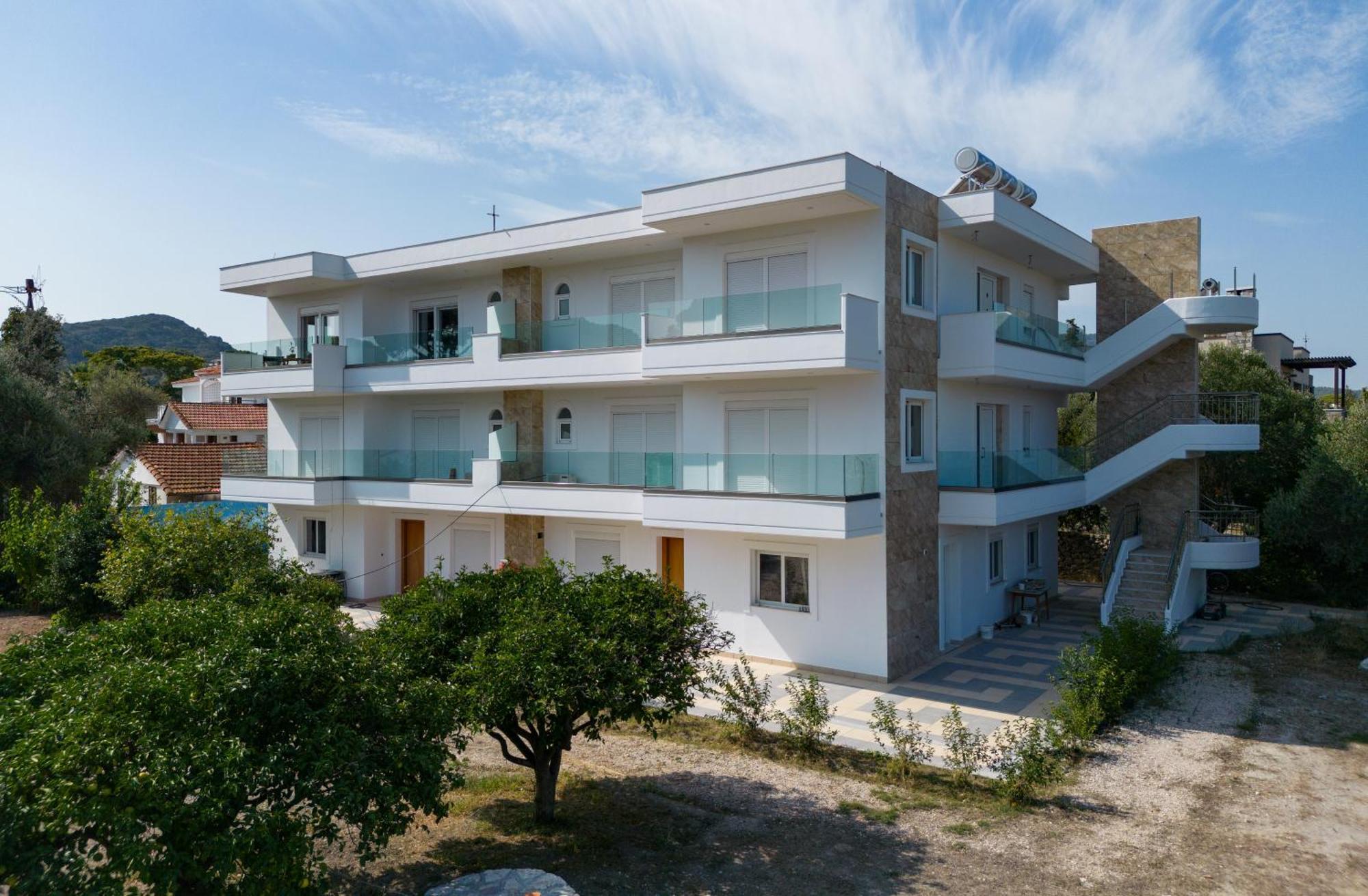 Apartment Sweet Luxury 5