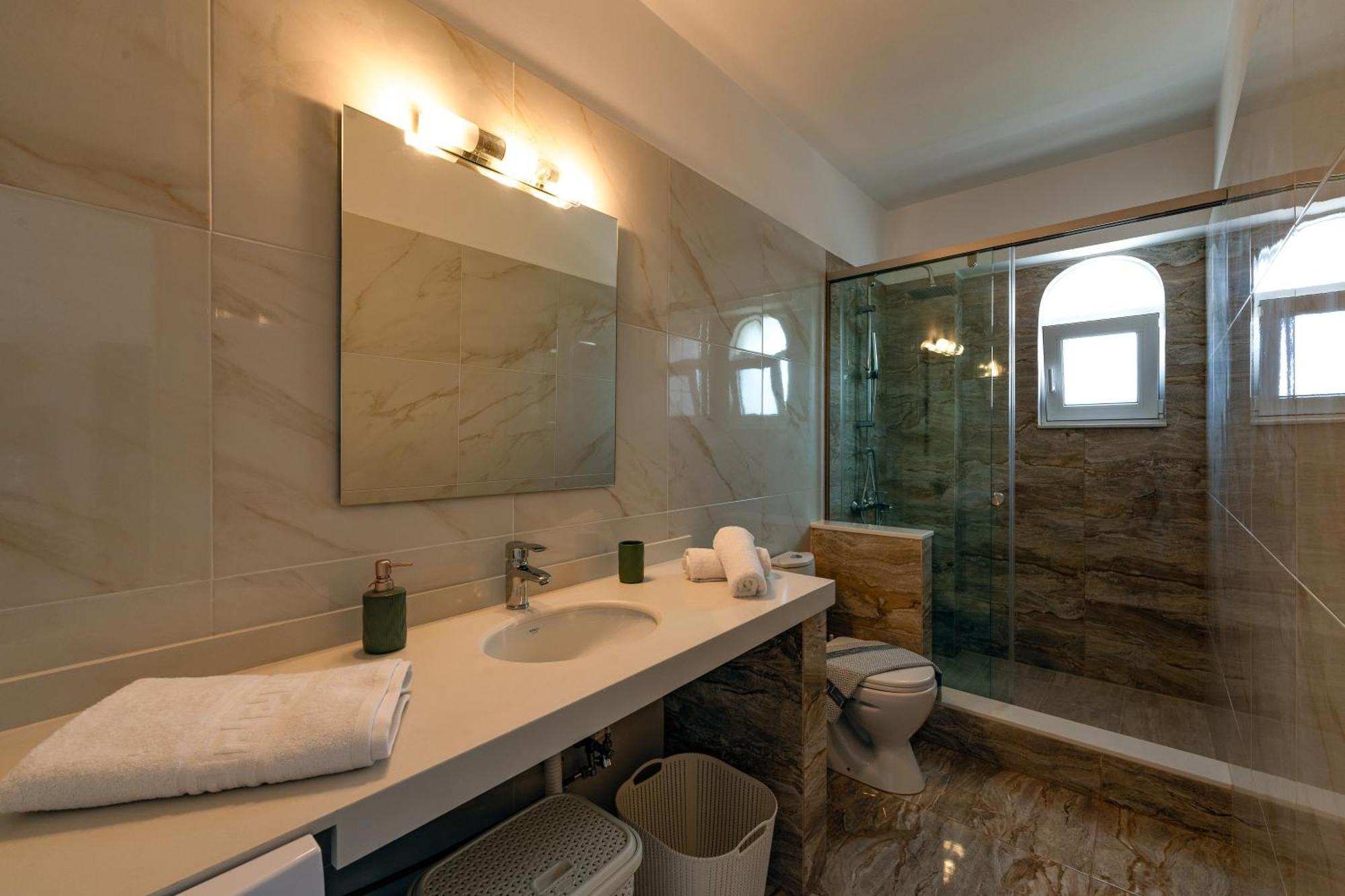 Apartment Sweet Luxury 5